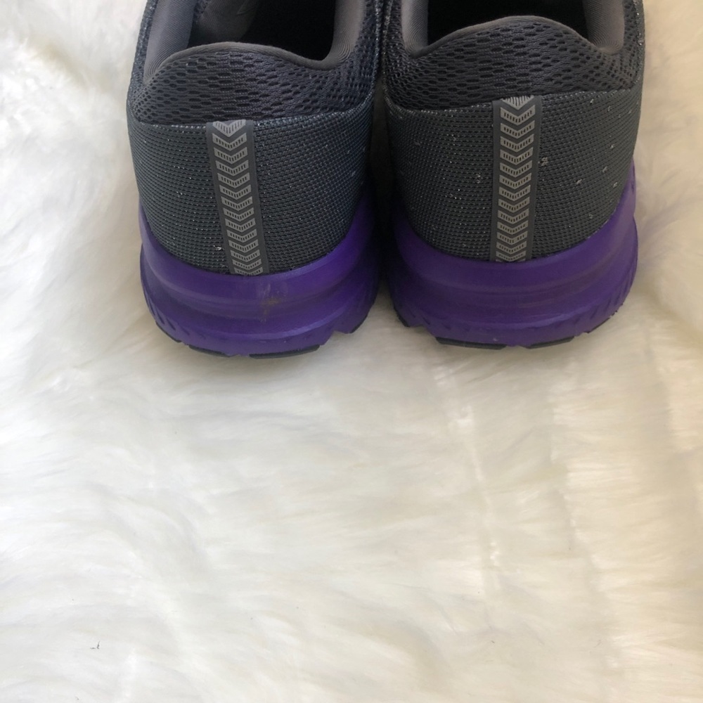 Brooks women sneakers